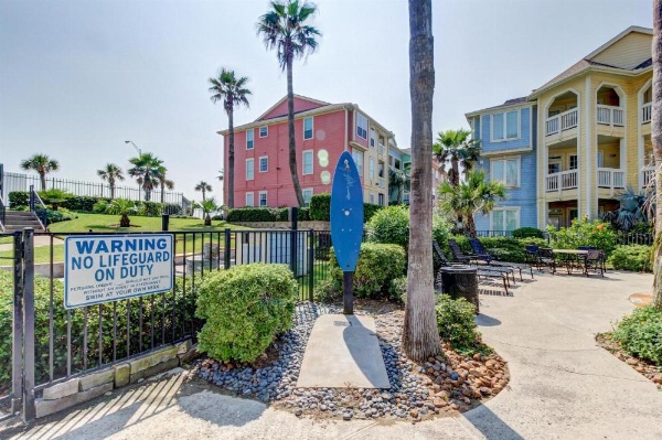 The Dawn Condominiums image 10