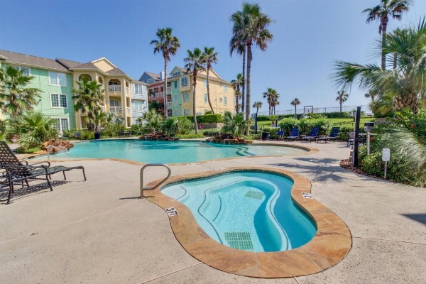 The Dawn Condominiums image 13